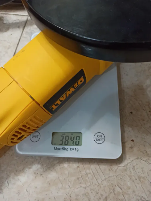 Amoladora Angular DeWalt 230mm