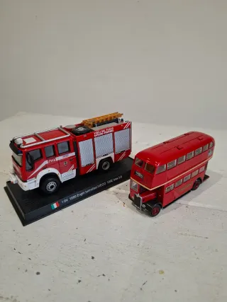 Modellino Camion Vigili del Fuoco e Autobus