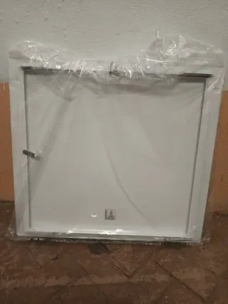 Puerta registro gas, agua, luz