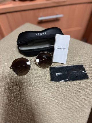 Occhiali da sole donna Vogue