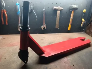 Tabla patinete roja