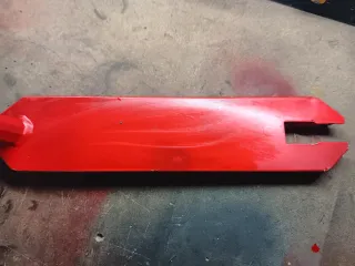 Tabla patinete roja