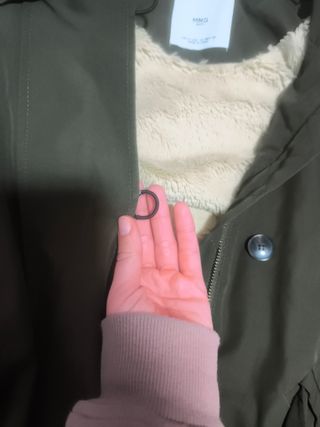 Parka Mango verde con capucha de pelo Talla M