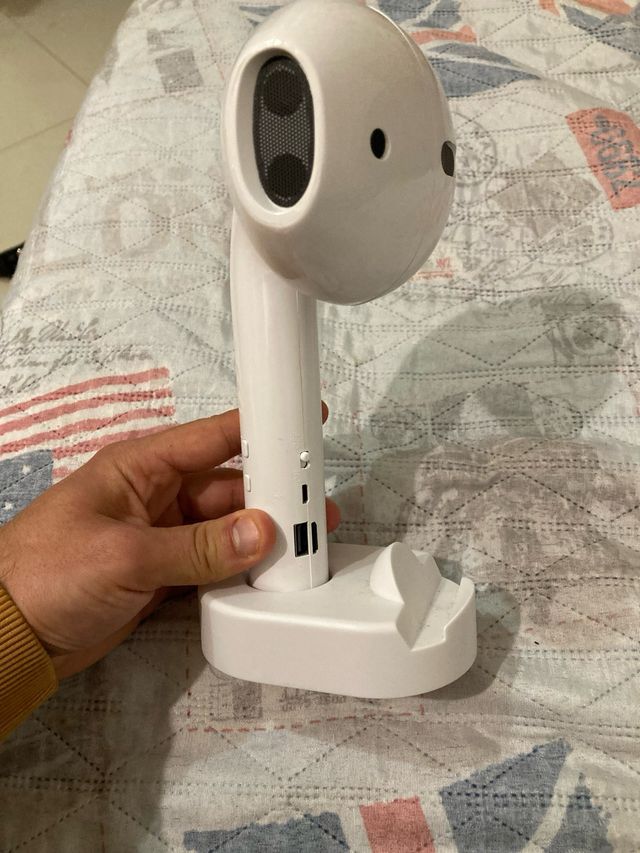 Cassa Bluetooth stile air pods Apple nuova