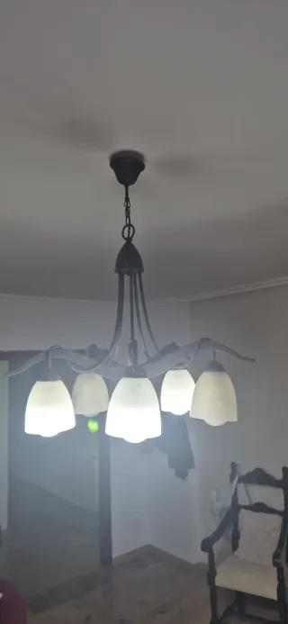 Lámpara de techo y rinconera