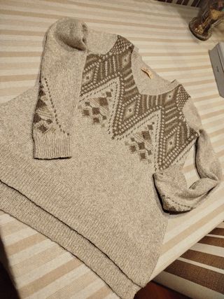 Jersey Hollister Talla S Beige y Marrón