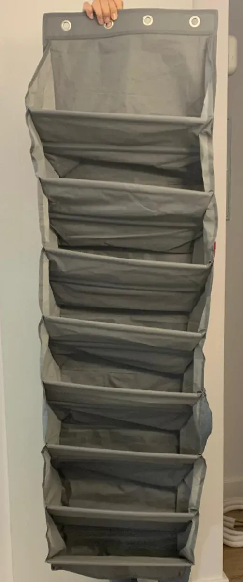 Organizador de tela colgante gris