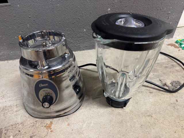 Licuadora Oster Cromada