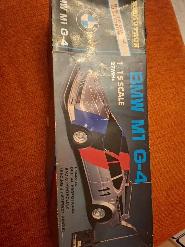 Coche RC BMW M1 G-4 1/15 Radio Control