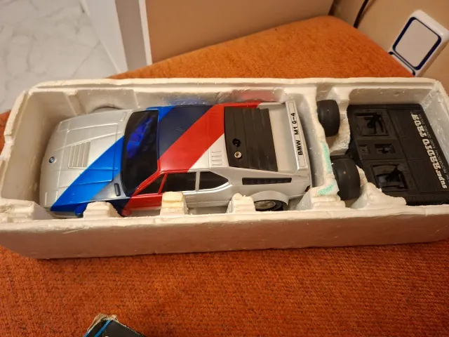 Coche RC BMW M1 G-4 1/15 Radio Control