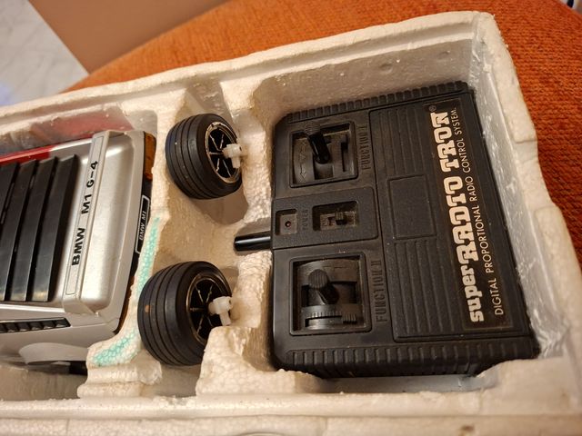 Coche RC BMW M1 G-4 1/15 Radio Control