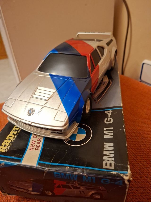 Coche RC BMW M1 G-4 1/15 Radio Control