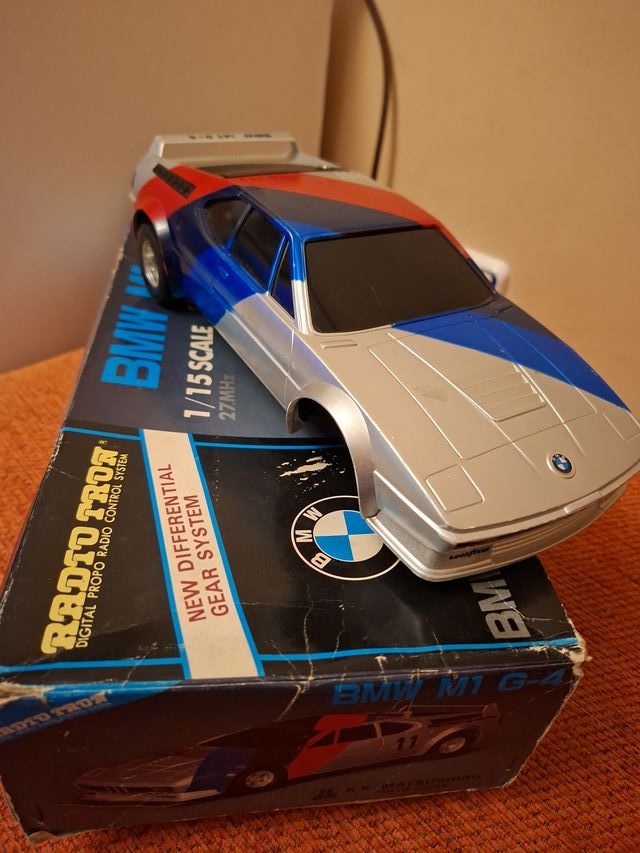 Coche RC BMW M1 G-4 1/15 Radio Control