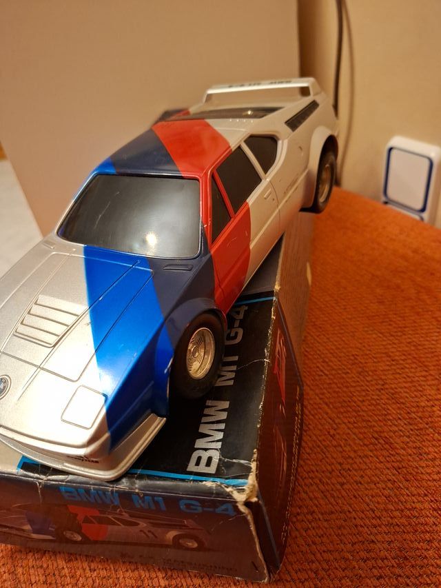 Coche RC BMW M1 G-4 1/15 Radio Control