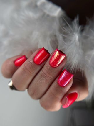 FORMACIÓN PROFESIONAL EN MANICURA Y PEDICURA