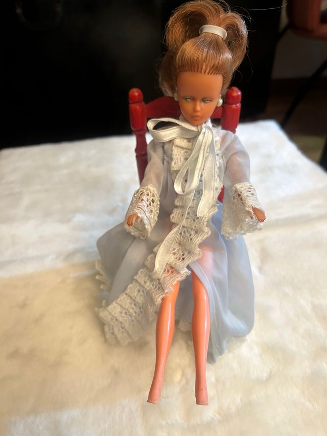 Bata Lencera Muñeca Tressy Maniquí