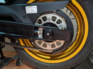 Cubrecadenas 3D para Moto