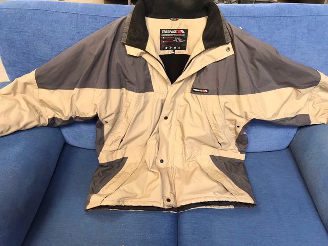 Cazadora hombre talla L beige y gris