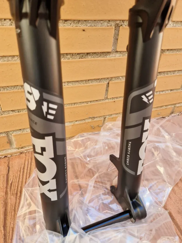 Horquilla Fox 38mm 170mm Nueva