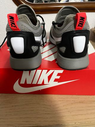 Zapatillas Nike Duel Racer Gris y Blanco