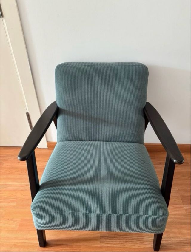 Sillón Ekenaset Azul Oscuro Casi Nuevo