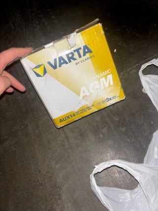 batería Varta AGM Aux14 Mercedes