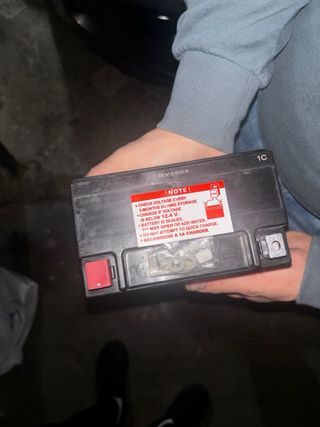 batería Varta AGM Aux14 Mercedes