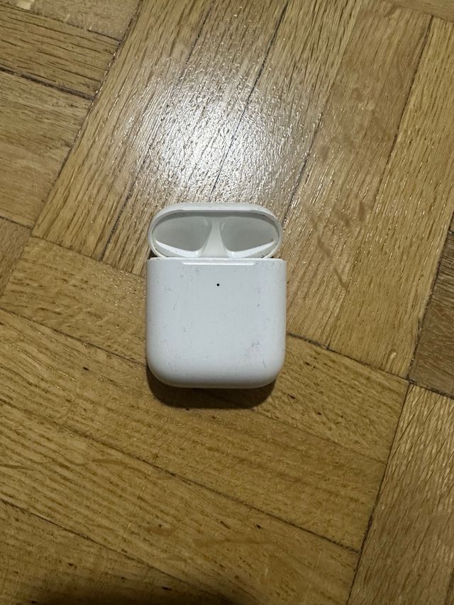 Carcasa AirPods Apple Blanca