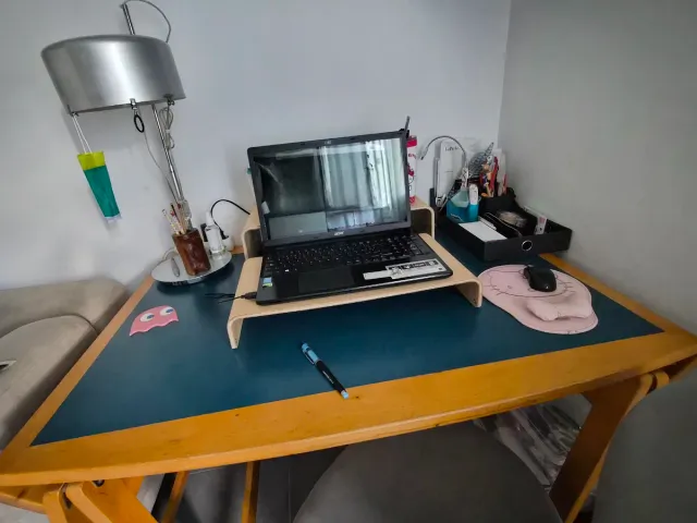 Escritorio de madera