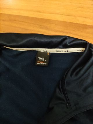 Chaqueta deportiva Asics azul marino