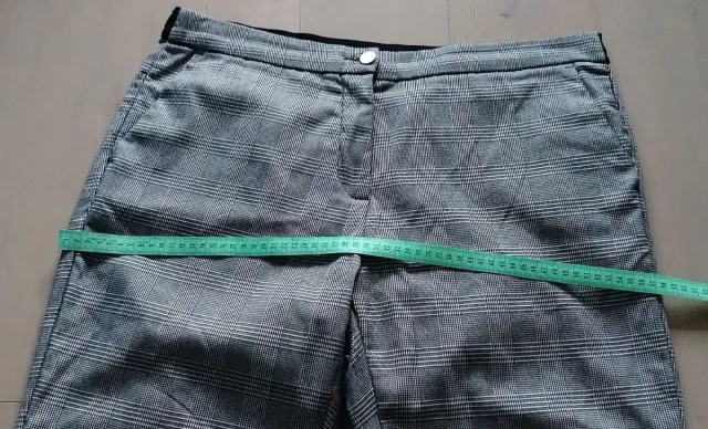 Pantalón cuadros Lefties gris y blanco