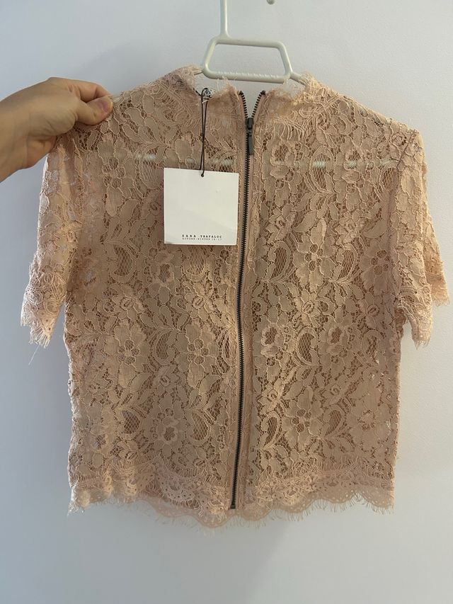 Blusa Zara encaje manga corta beige XS