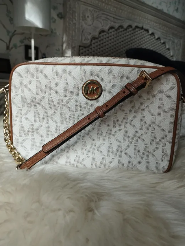 Michael Kors Jet Set Crossbody