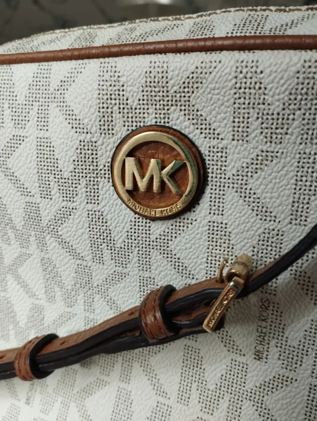 Michael Kors Jet Set Crossbody