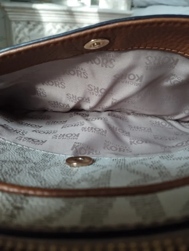 Michael Kors Jet Set Crossbody