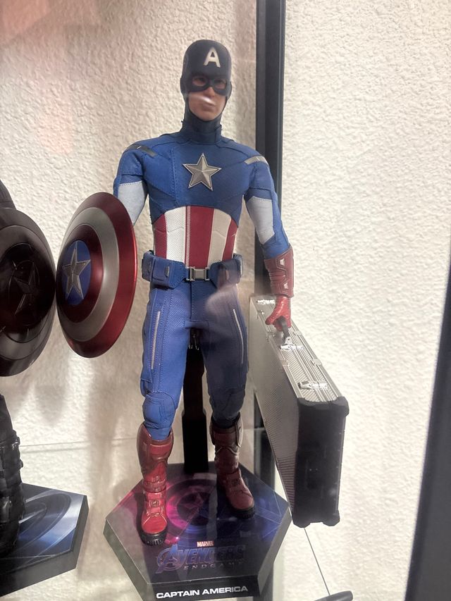 Hot Toys Capitán América