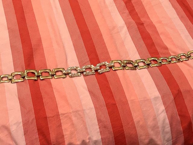 Cinturón Mango Dorado con Piedras