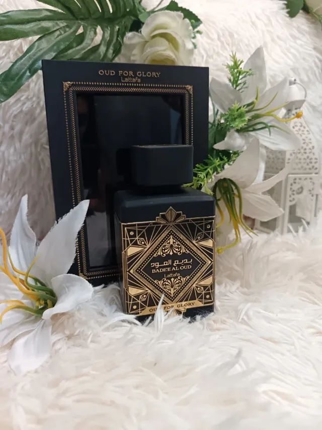 Perfume Lattafa Oud for Glory