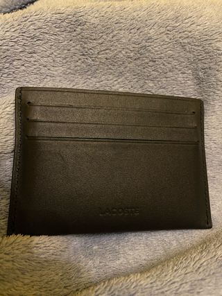 Tarjetero Lacoste