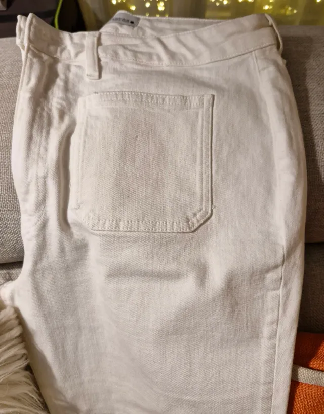 Vaqueros Zara blancos talla 46