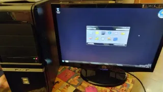 Monitor y PC Windows 7