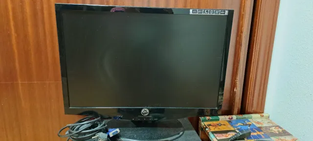 Monitor y PC Windows 7