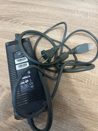 Cargador Xbox 360 Microsoft PE-2201-02MX