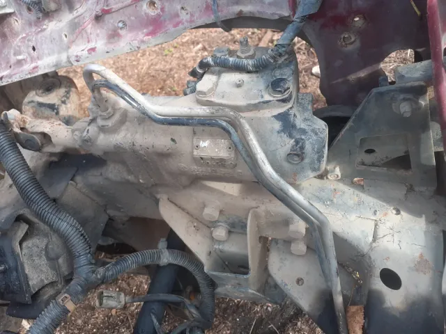 Caja de dirección Nissan Terrano 2