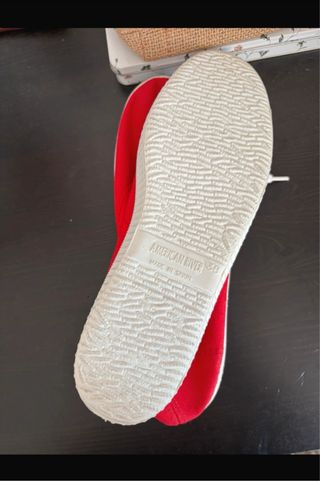 Bambas rojas talla 38 estilo Victoria