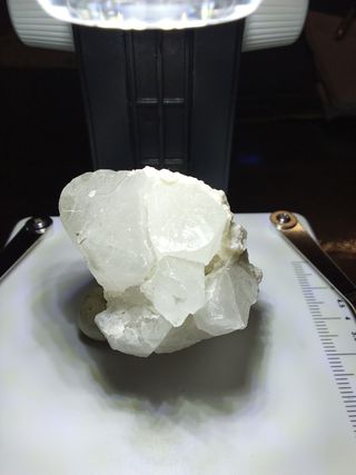 Minerale grezzo trasparente