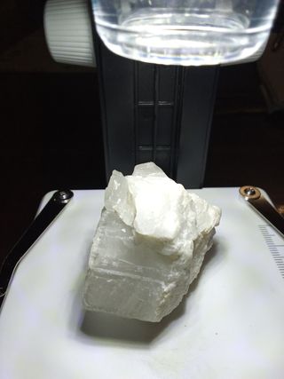 Minerale grezzo trasparente