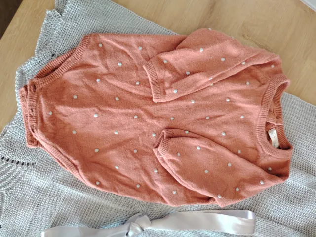 Arullo punto gris y bodi 1 mes