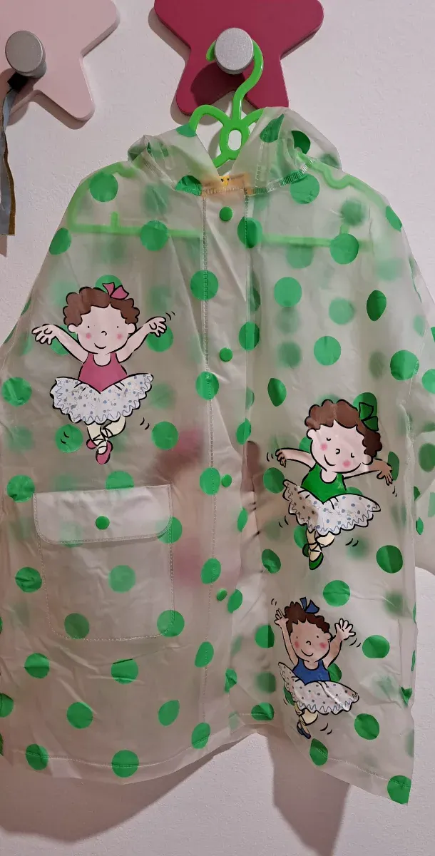 Chubasquero impermeable niña lunares talla 2