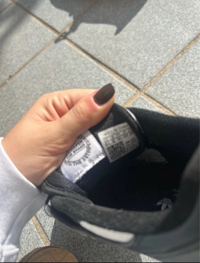 Scarpe Adidas Forum nere e bianche